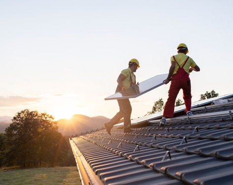Instalación de paneles solares con financiamiento de fondos mutuos verdes