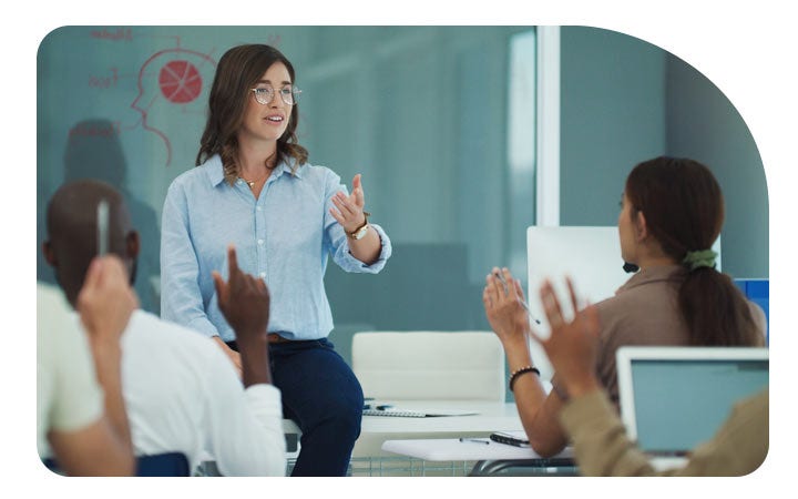 profesora en sala de clases