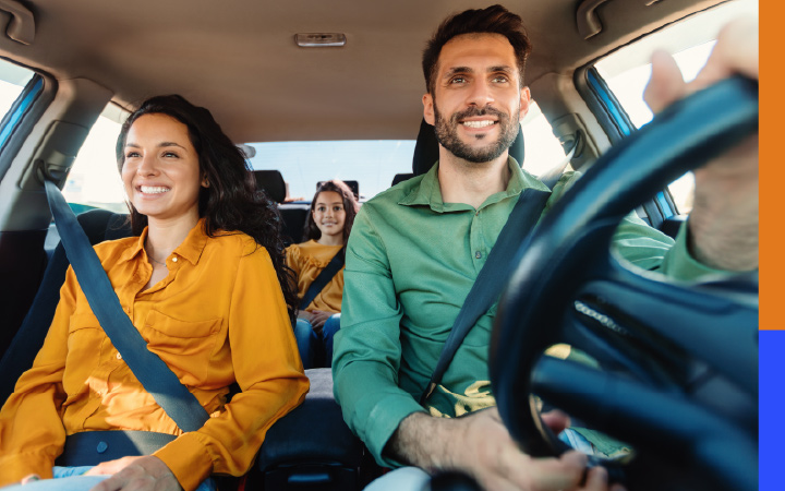 Familia en auto