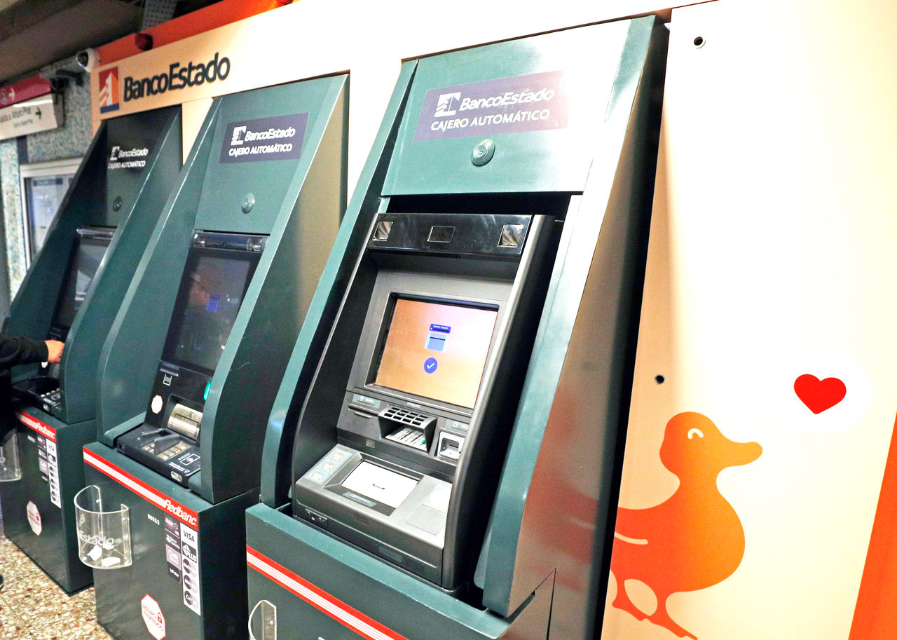 cajeros bancoestado en metro